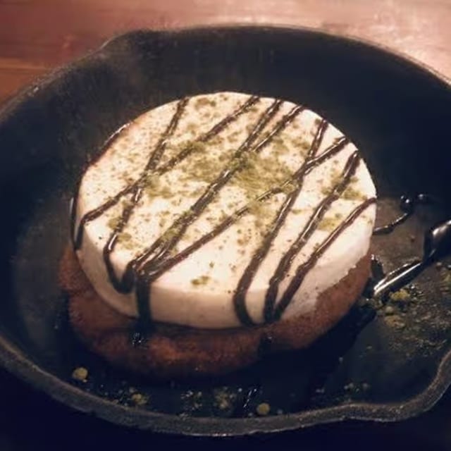Hotteok with Ice Cream.